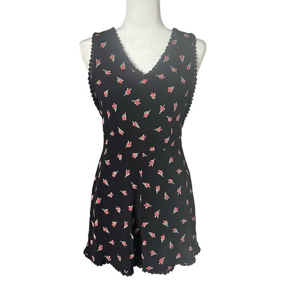 Topshop Petite Woman’s Rose Floral Print Black Summer Lace Trim Romper- Size 4 - Picture 1 of 11